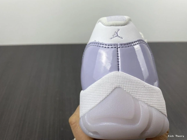 Kicktheory AH7860-101 Air WMNS Pure Jordan 11 Violet Low 0706